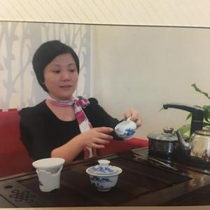 周琼头像