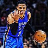 璧瓦湖上有霓虹头像