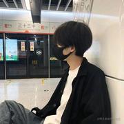 蓝卡啊偶像剧的个人资料头像
