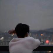 undefined的个人资料头像