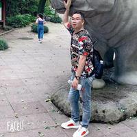 洒脱精灵kOm头像