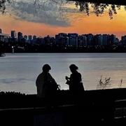 Zzzwriteb的个人资料头像