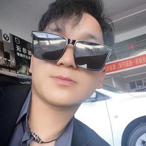 卓桑汽车行头像