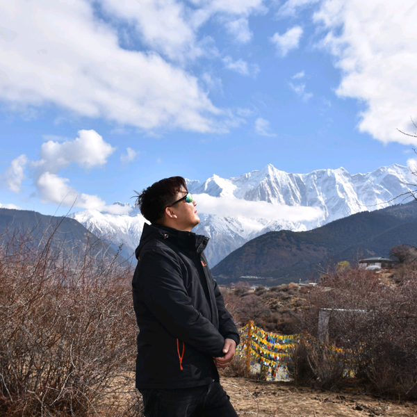 潇洒星球EGg头像