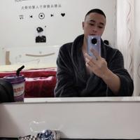 M孟柯柯头像