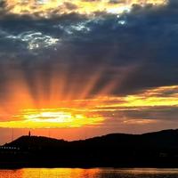 用户6892853096998头像