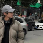 云卷风舒的个人资料头像