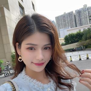 活泼爱跳舞的真真头像
