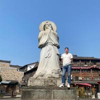 🍷酒杯敲钢琴🎹头像