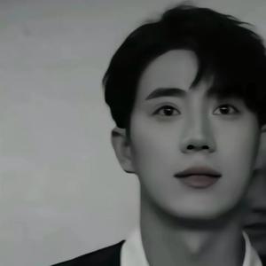 一枚小困包头像