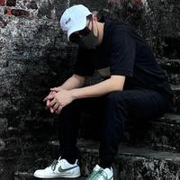 社恐双子座大叔头像