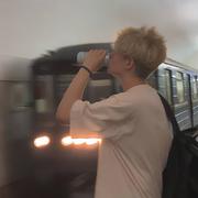 Aurora92的个人资料头像