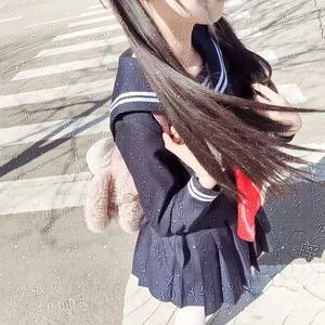 易哭头像