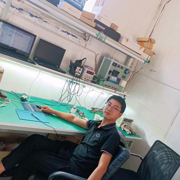汽车电子技术老乔头像