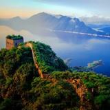 82年的日月头像