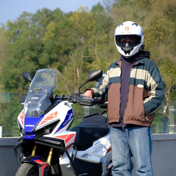 皮皮踏板评测头像